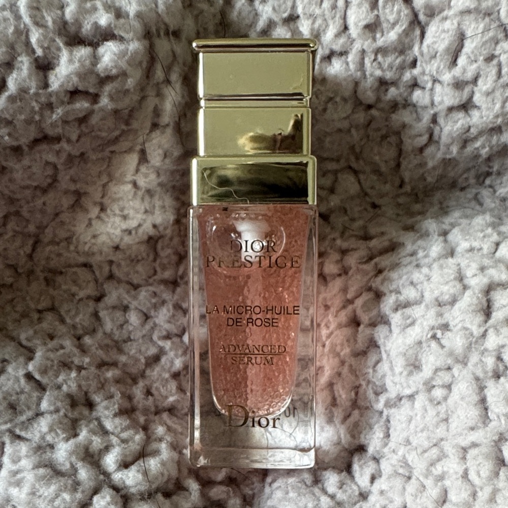Dior Prestige La Micro-Huile de Rose Serum - Gold and Pink